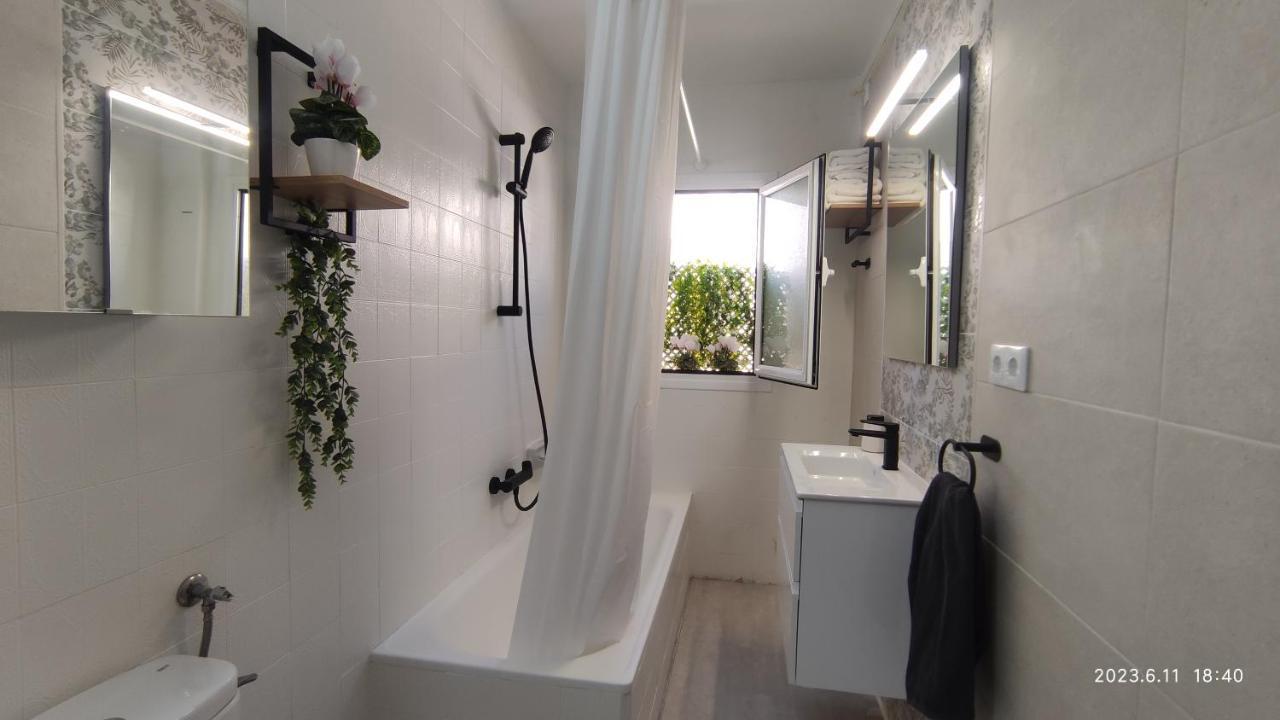 Rosalia Playa San Cristobal Wifi Netflix Apartment Almuñécar Екстериор снимка