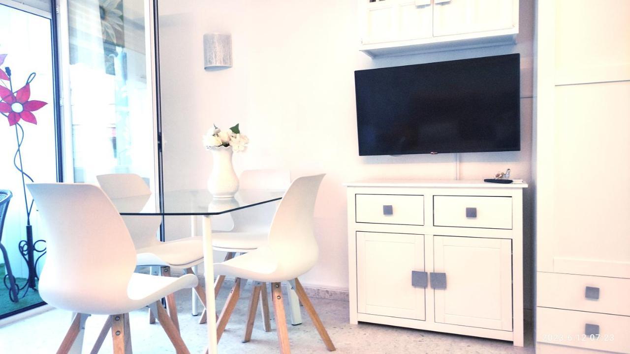 Rosalia Playa San Cristobal Wifi Netflix Apartment Almuñécar Екстериор снимка