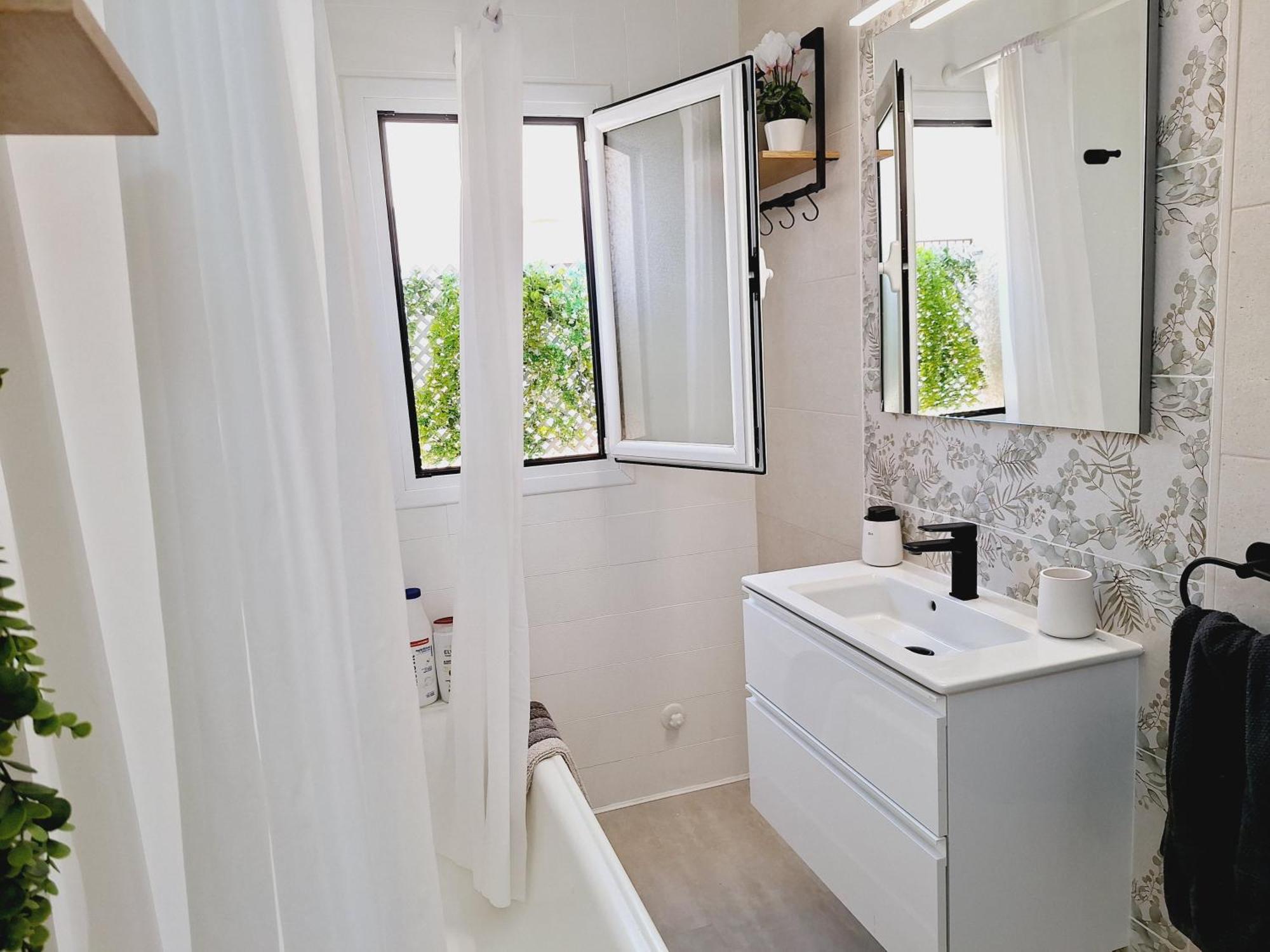 Rosalia Playa San Cristobal Wifi Netflix Apartment Almuñécar Екстериор снимка